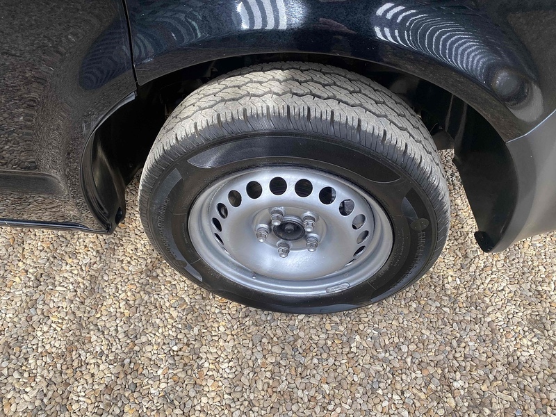 Volkswagen 2.0 TDI T32 Startline LWB HIGH ROOF 2.0 4dr Panel Van Manual Diesel