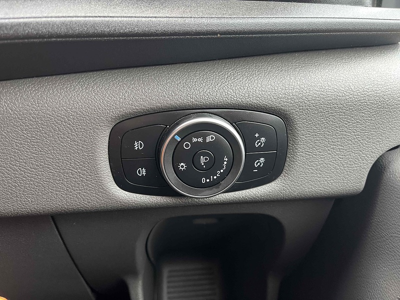 Ford 2.0 350 EcoBlue Leader L4 H3 XLWB HIGH ROOF PANEL VAN - EURO 6