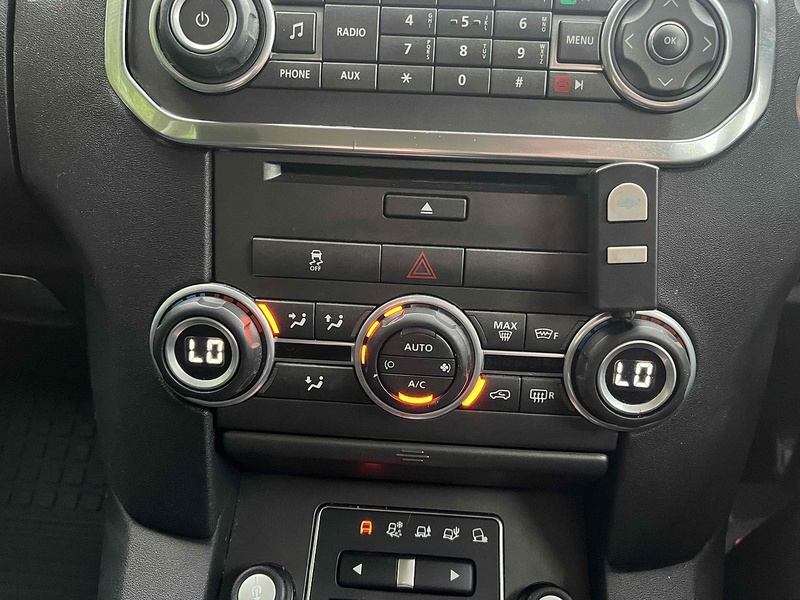 Land Rover 3.0 SD V6 GS SUV Auto 3.0 5dr SUV Automatic Diesel