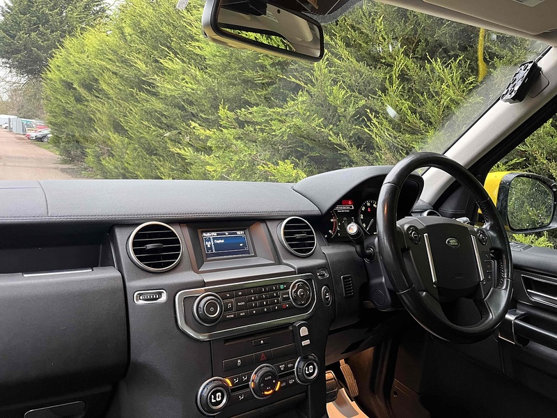 Land Rover 3.0 SD V6 GS SUV Auto 3.0 5dr SUV Automatic Diesel