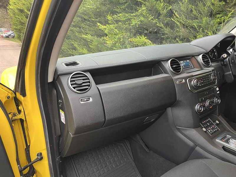 Land Rover 3.0 SD V6 GS SUV Auto 3.0 5dr SUV Automatic Diesel