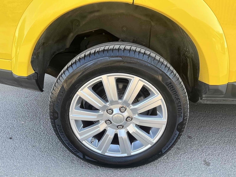 Land Rover 3.0 SD V6 GS SUV Auto 3.0 5dr SUV Automatic Diesel