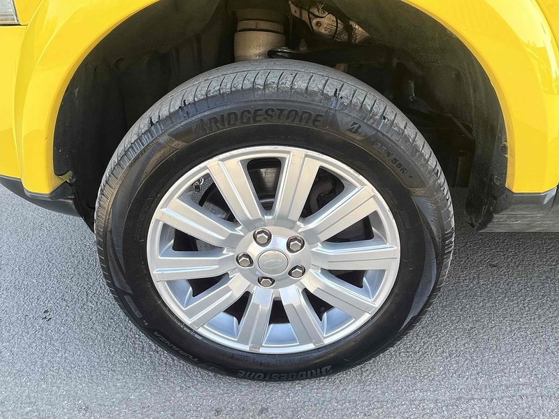 Land Rover 3.0 SD V6 GS SUV Auto 3.0 5dr SUV Automatic Diesel