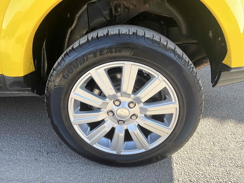 Land Rover 3.0 SD V6 GS SUV Auto 3.0 5dr SUV Automatic Diesel