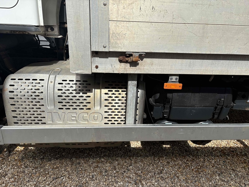 Iveco 75e16 20FT 4.5 Dropside Manual Diesel