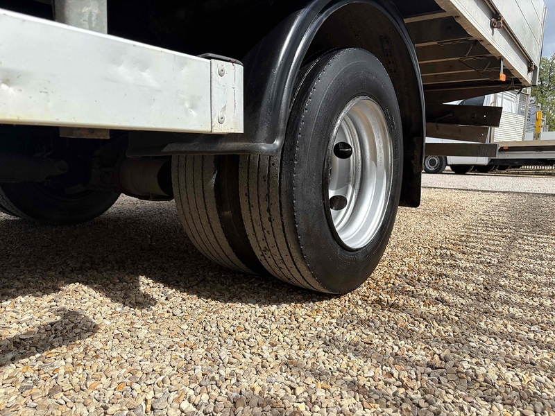 Iveco 75e16 20FT 4.5 Dropside Manual Diesel