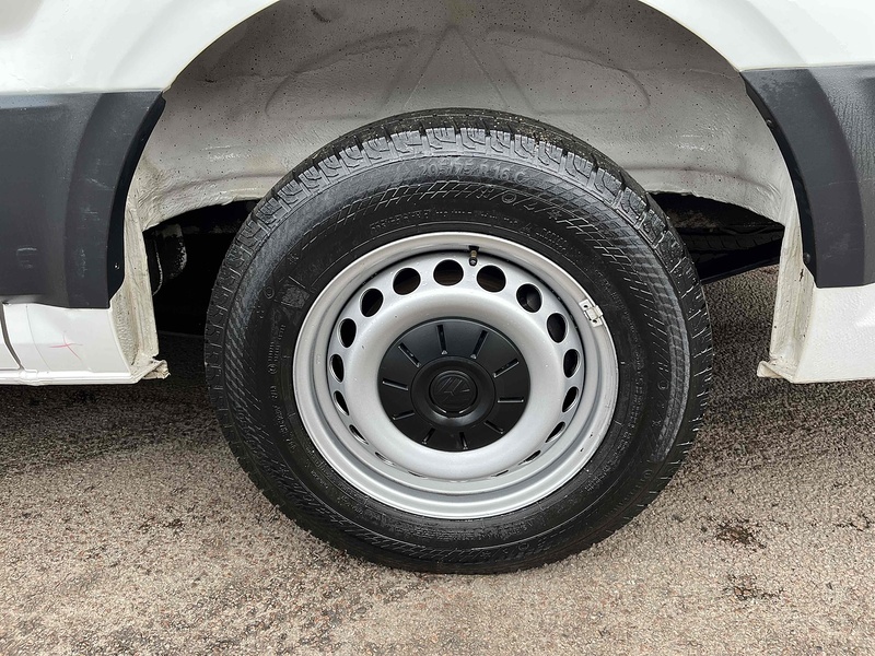 Volkswagen 2.0 TDI CR35 Startline MWB PANEL VAN 2.0 5dr Panel Van Manual Diesel