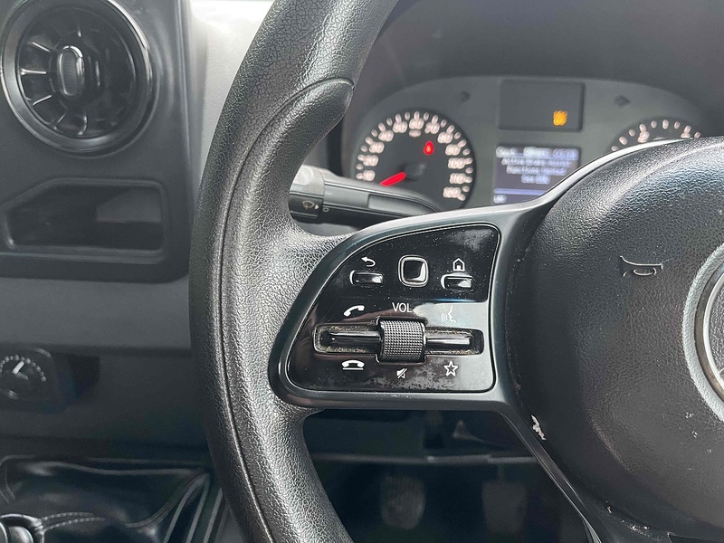 Mercedes-Benz 2.1 314 CDI LWB DROPSIDE WITH TAIL LIFT - EURO 6