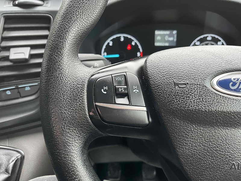 Ford 2.0 350 EcoBlue Leader Premium 2.0 2dr Dropside Manual Diesel