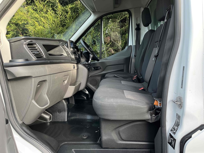 Ford 2.0 350 EcoBlue Leader L3 LWB LUTON VAN - TAIL LIFT