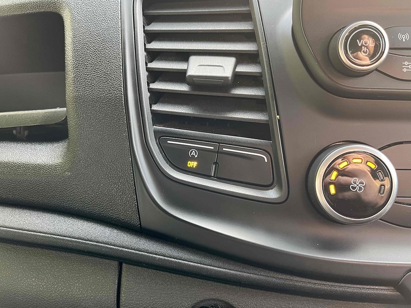 Ford 2.0 350 EcoBlue Leader L3 LWB LUTON VAN - TAIL LIFT