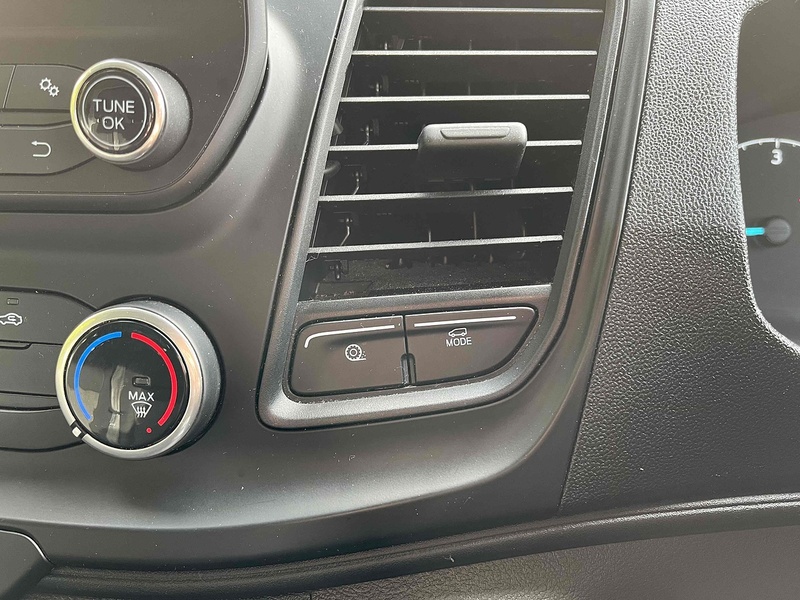 Ford 2.0 350 EcoBlue Leader L3 LWB LUTON VAN - TAIL LIFT