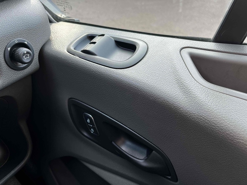 Ford 2.0 350 EcoBlue Leader L3 LWB LUTON VAN - TAIL LIFT