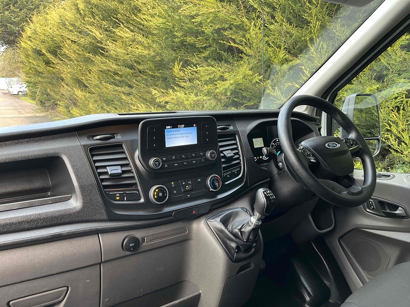 Ford 2.0 350 EcoBlue Leader L3 LWB LUTON VAN - TAIL LIFT