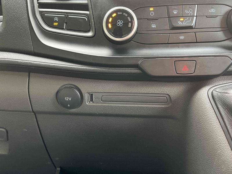 Ford 2.0 350 EcoBlue Leader L3 LWB LUTON VAN - TAIL LIFT