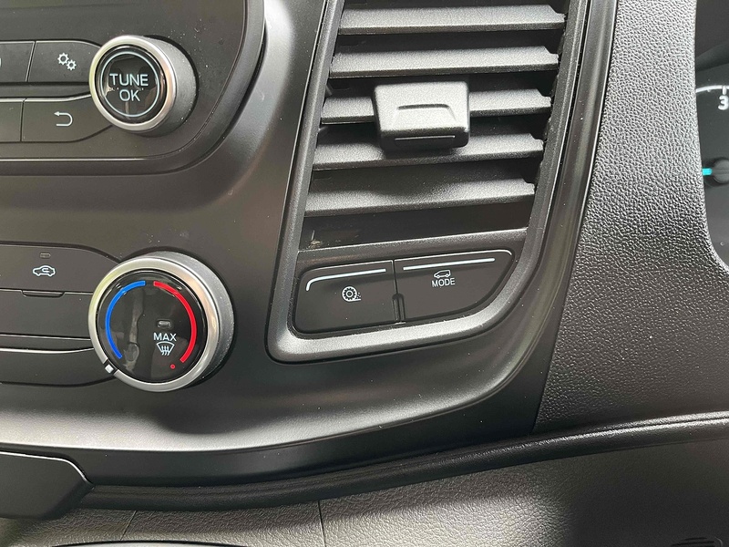 Ford 2.0 350 EcoBlue Leader L3 LWB LUTON VAN - TAIL LIFT