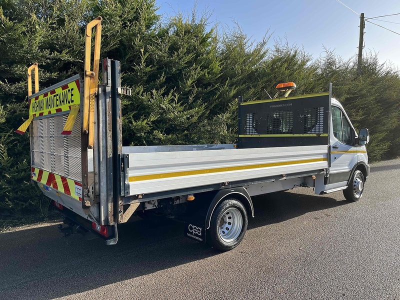 Ford 2.0 350 EcoBlue Leader L4 XLWB DROPSIDE - DRW 2.0 2dr Dropside Manual Diesel