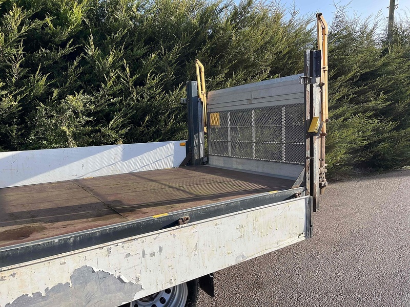 Ford 2.0 350 EcoBlue Leader L4 XLWB DROPSIDE - DRW 2.0 2dr Dropside Manual Diesel