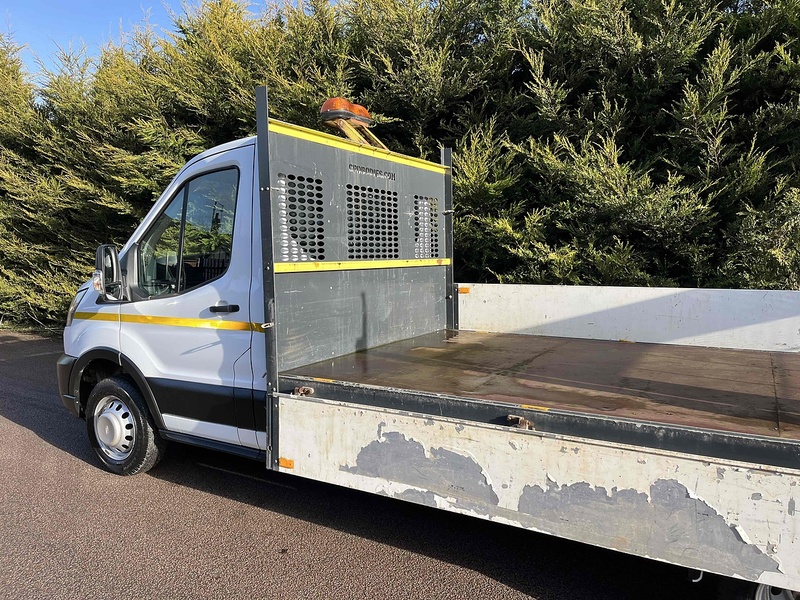 Ford 2.0 350 EcoBlue Leader L4 XLWB DROPSIDE - DRW 2.0 2dr Dropside Manual Diesel