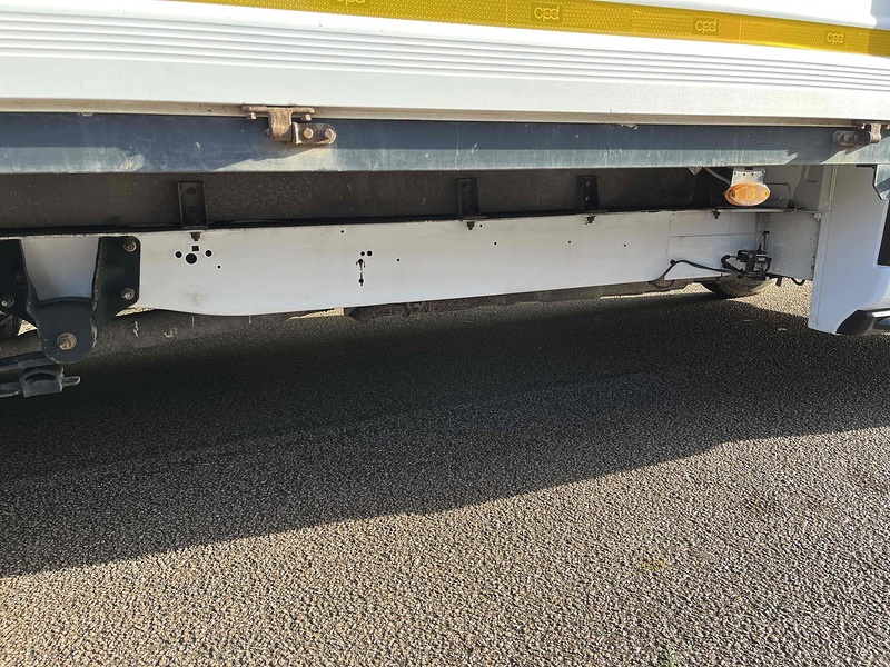 Ford 2.0 350 EcoBlue Leader L4 XLWB DROPSIDE - DRW 2.0 2dr Dropside Manual Diesel