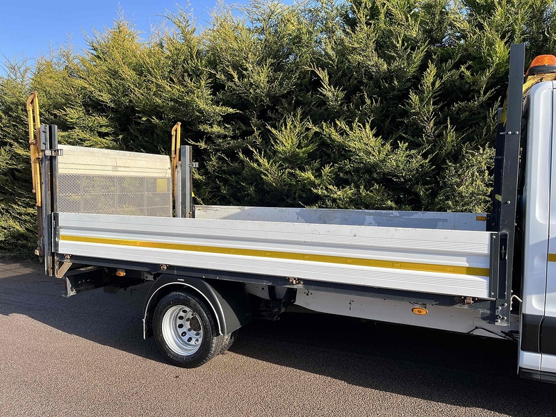 Ford 2.0 350 EcoBlue Leader L4 XLWB DROPSIDE - DRW 2.0 2dr Dropside Manual Diesel