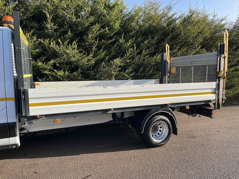 Ford 2.0 350 EcoBlue Leader L4 XLWB DROPSIDE - DRW 2.0 2dr Dropside Manual Diesel