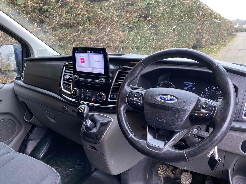 Ford 2.0 300 EcoBlue Limited 2.0 5dr Panel Van Manual Diesel