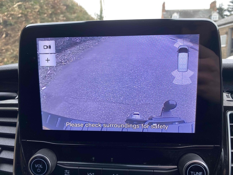 Ford 2.0 300 EcoBlue Limited 2.0 5dr Panel Van Manual Diesel