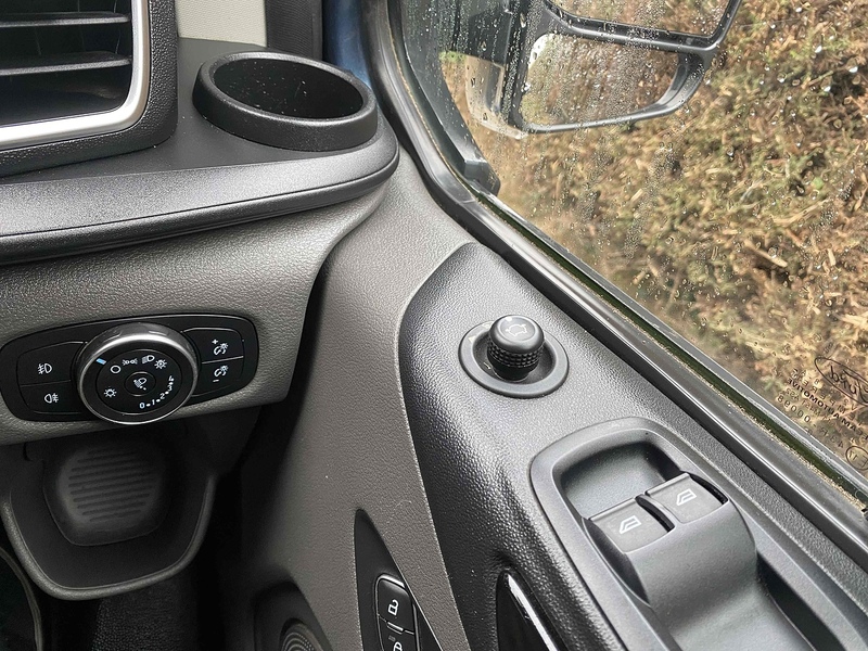 Ford 2.0 300 EcoBlue Limited 2.0 5dr Panel Van Manual Diesel