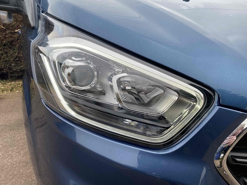 Ford 2.0 300 EcoBlue Limited 2.0 5dr Panel Van Manual Diesel