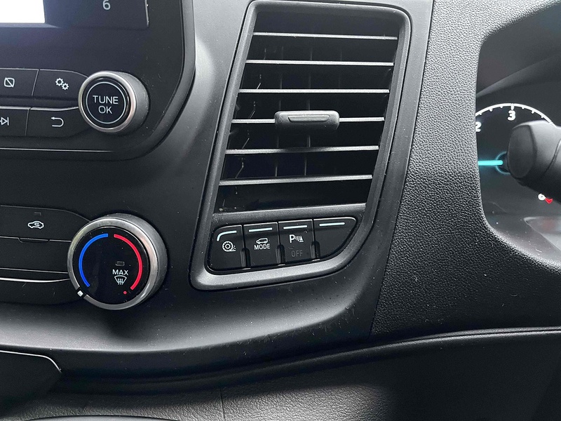 Ford 2.0 300 EcoBlue Leader SWB PANEL VAN - EURO 6