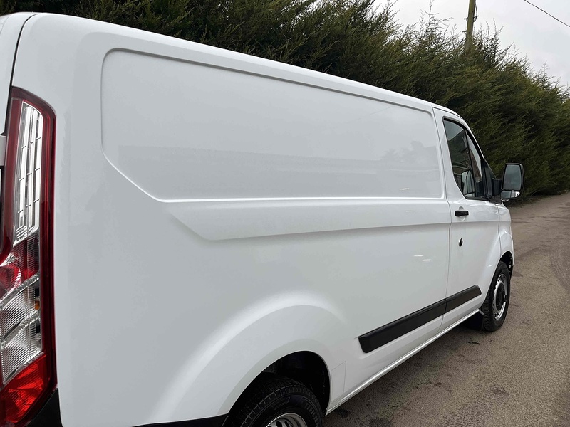 Ford 2.0 300 EcoBlue Leader SWB PANEL VAN - EURO 6