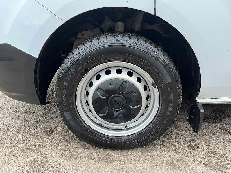 Ford 2.0 300 EcoBlue Leader SWB PANEL VAN - EURO 6