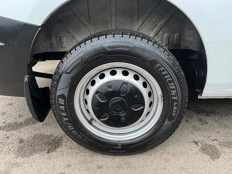 Ford 2.0 300 EcoBlue Leader SWB PANEL VAN - EURO 6
