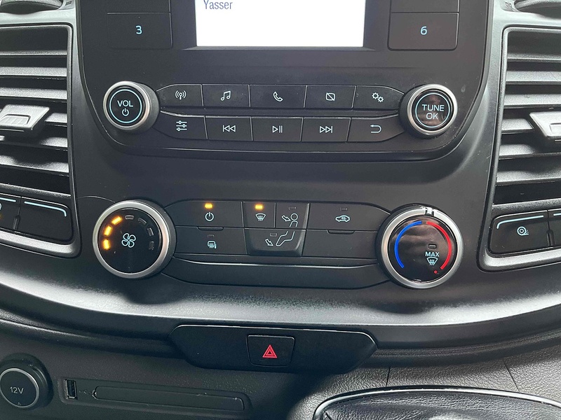 Ford 2.0 350 EcoBlue Leader L4 XLWB LUTON VAN - TAIL LIFT - DRW