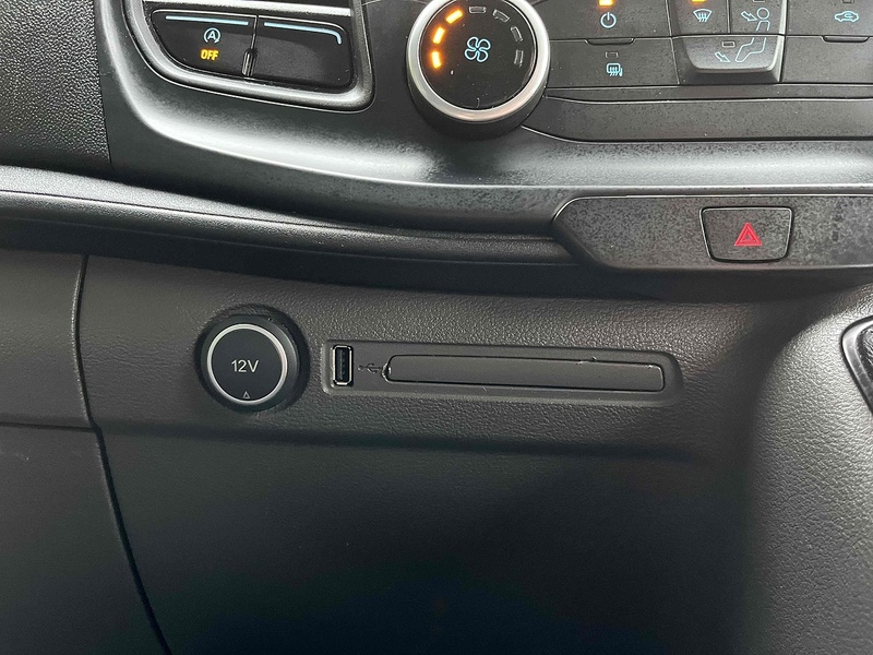 Ford 2.0 350 EcoBlue Leader L4 XLWB LUTON VAN - TAIL LIFT - DRW