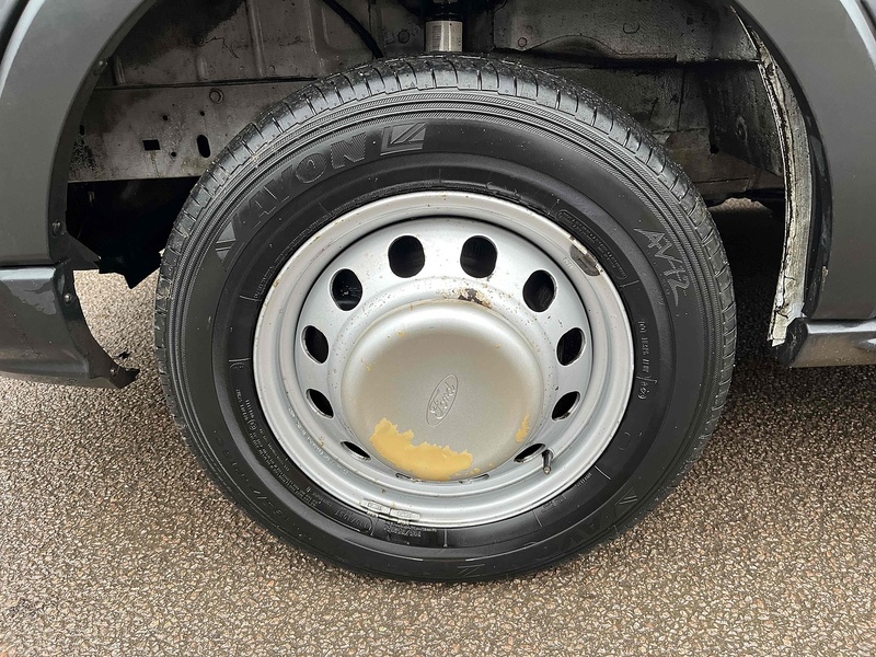 Ford 2.0 350 EcoBlue Leader L4 XLWB LUTON VAN - TAIL LIFT - DRW