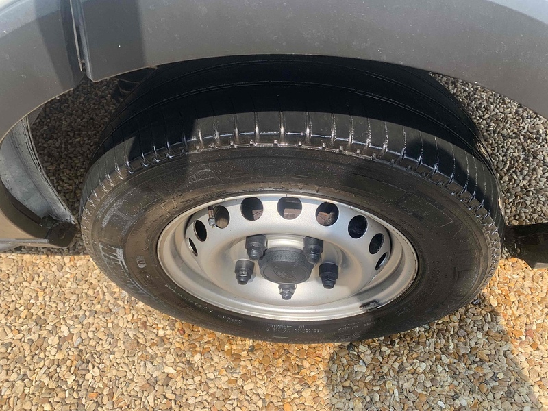 Ford 2.0 350 EcoBlue Leader 2.0 2dr Luton Van Manual Diesel