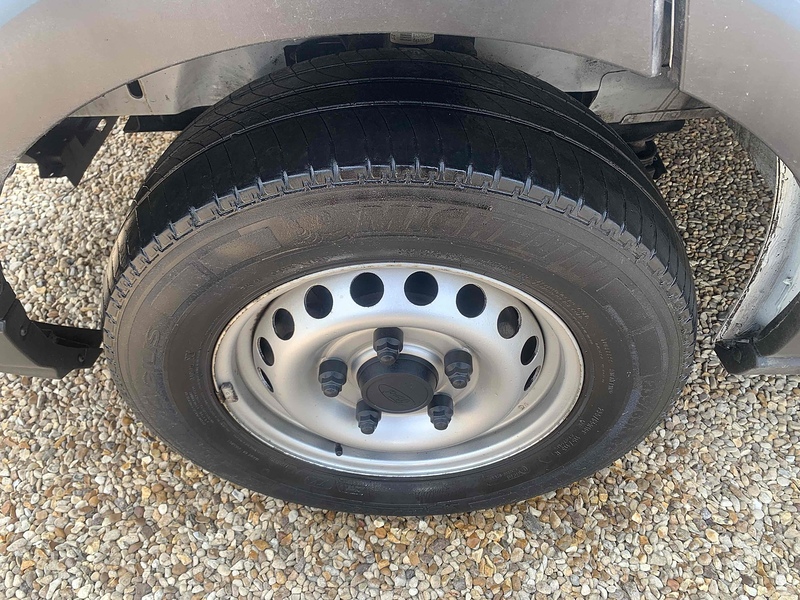 Ford 2.0 350 EcoBlue Leader 2.0 2dr Luton Van Manual Diesel