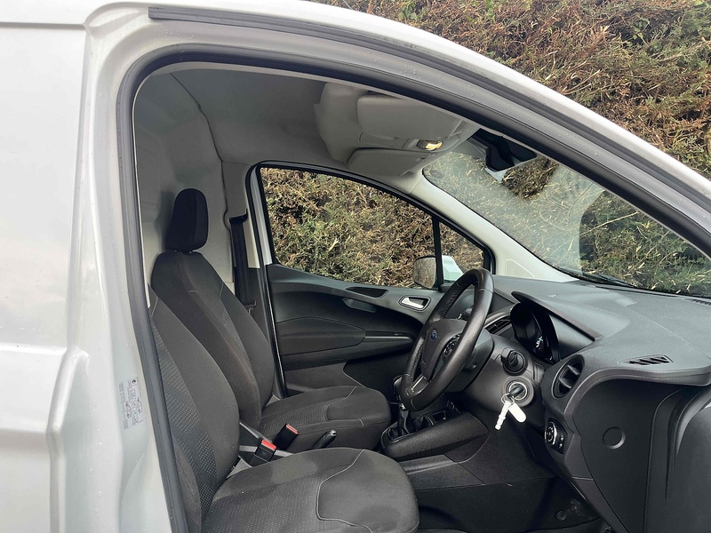 Ford 1.0 EcoBoost Limited 1.0 5dr Panel Van Manual Petrol