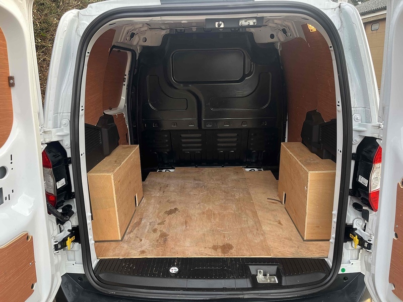 Ford 1.0 EcoBoost Limited 1.0 5dr Panel Van Manual Petrol