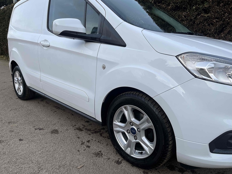 Ford 1.0 EcoBoost Limited 1.0 5dr Panel Van Manual Petrol