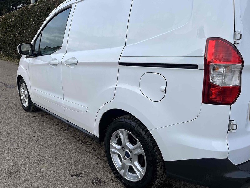 Ford 1.0 EcoBoost Limited 1.0 5dr Panel Van Manual Petrol