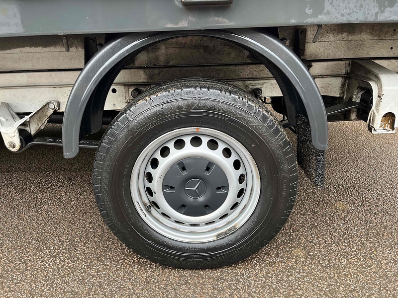 Mercedes-Benz 2.0 315 CDI Progressive L3 LWB DROPSIDE - AUTOMATIC