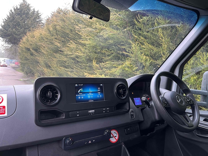 Mercedes-Benz 2.0 315 CDI Progressive LWB L3 DROPSIDE - AUTOMATIC