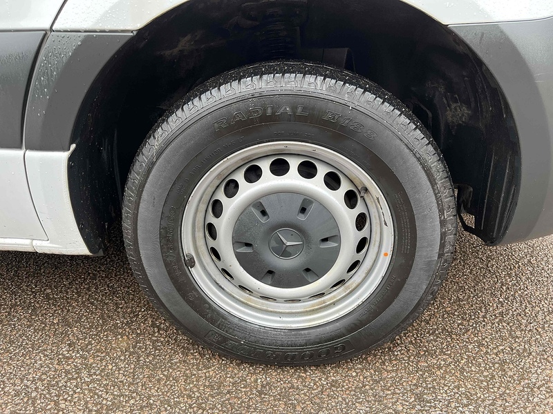 Mercedes-Benz 2.0 315 CDI Progressive LWB L3 DROPSIDE - AUTOMATIC