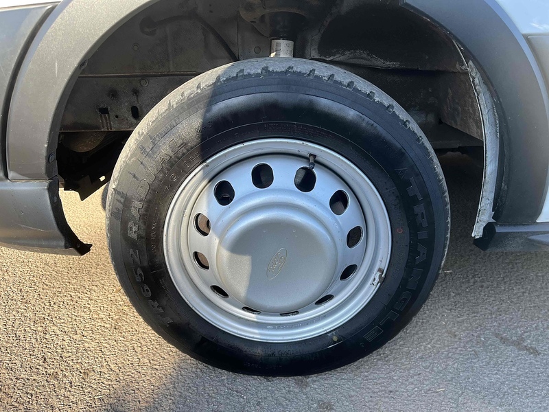 Ford 2.0 350 EcoBlue Leader L4 XLWB LUTON VAN - EURO 6