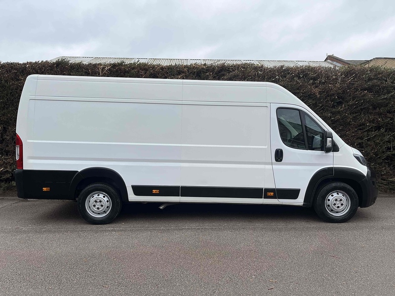 Peugeot 2.2 BlueHDi 435 Professional 2.2 5dr Panel Van Manual Diesel
