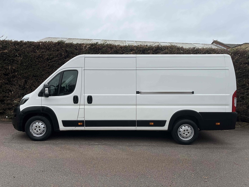 Peugeot 2.2 BlueHDi 435 Professional 2.2 5dr Panel Van Manual Diesel