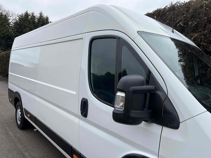 Peugeot 2.2 BlueHDi 435 Professional 2.2 5dr Panel Van Manual Diesel